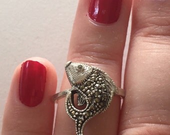 Vintage Marcasite 925 Sterling Silver Fish Ring