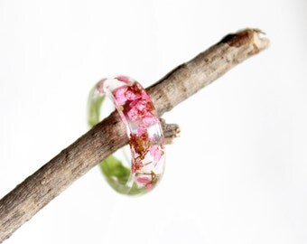 Pink Alyssum Flower Ring, Resin Ring, Flower Jewelry, Resin Jewelry, Dried Flowers, Resin Flower Jewelry, Nature Ring, Botanical Jewelry