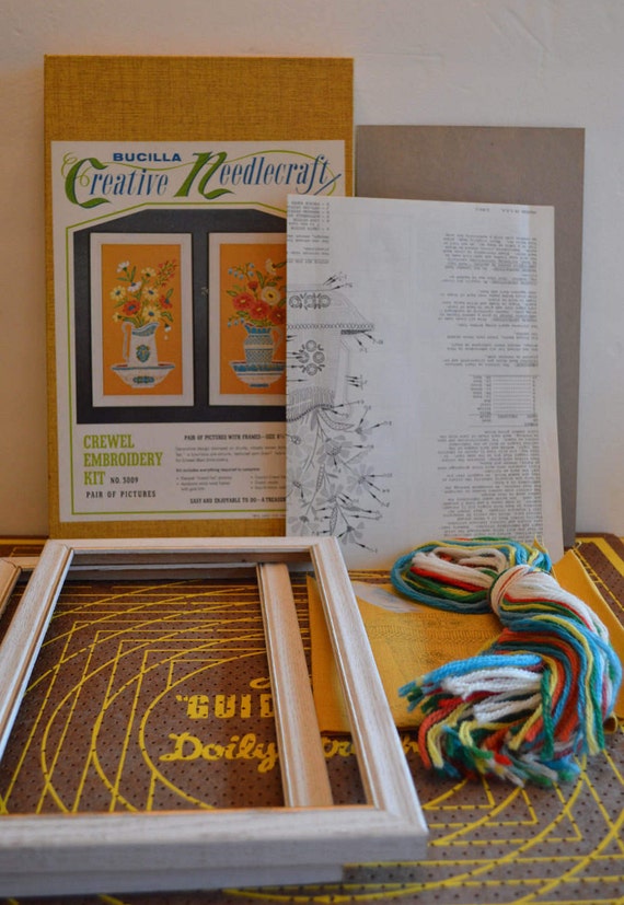 Bucilla Creative Needlecraft Crewel Embroidery Kit Pair Of