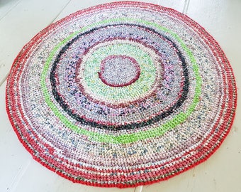 Vintage round rag rug, 42", hand crocheted rug, multi colored rug, play mat, eco friendly baby mat, large bathroom mat, oddandreloved, gift