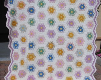 King Size 'Grandmother's Flower Garden' Vintage Quilt/ 1930's Handmade Feed Sack Fabrics Antique Quilt #17854