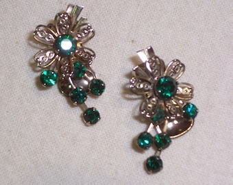 Vintage Earrings with Green Prong Set - Clip Ons