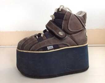 Buffalo 90s Ultrahigh Platforms Sneakers - Navy Blue Grey White - Spice Girls Platform Trainers - 1990s Buffalos Platform Shoes - Club Kids