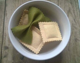 Catnip cat toy. Ravioli and khaki green pasta bow. Felt. Kitty, kitten. Plush. Pack of three.