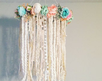 Nursery Mobile, Dreamcatcher Mobile, Flower Mobile, Boho chic Dream catcher, Boho Nursery Mobile, Floral Nursery Decor, Boho Chic Nursery