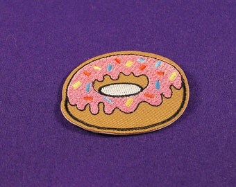 Doughnut patch / Donut patch / anime patch / iron on patch / sew on patch