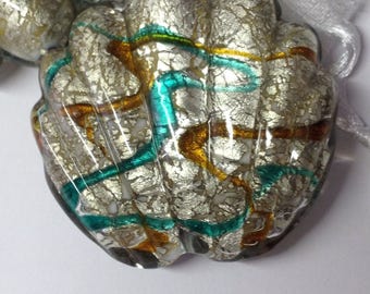 Shells: Murano glass pendants in the shape of a shell.