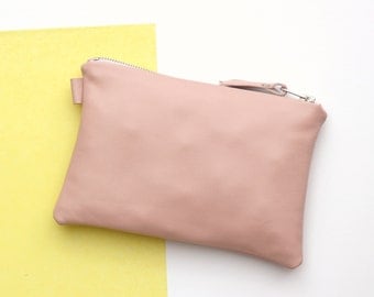 Pale Pink Leather Bag // Small Leather Pouch // Bridesmaid Gift // Leather Clutch Bag // Zipper Leather Pouch // Leather Make up Bag