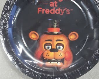 Five Nights at Freddy's Small Dessert Plates 8 Pack/Five Nights at Freddy's Party Supplies