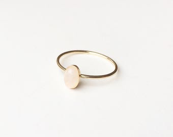 Rainbow maansteen 14 k goldfilled/gold filled ring