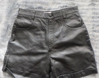 leather short/black leather short/ladies leather short/women leather short/turn up leather/waist 28/ short/high waist leather short