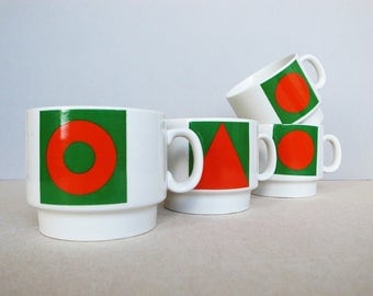 Italian Vintage Modernist Design Circle Triangle Square Mug by Weidmann Porcelain / Porzellan Geometric Red / A Set of 4