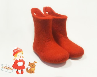 Children house shoes Red kids boots Handmade baby shoes - Kids toddler shoes felted - Kids slippers Unisex baby shoes - kids home wool shoes