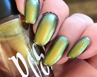 Unique "Lithium" Chameleon Color Shifting Blue - Yellow Nail Polish Full Size 15ml Bottle