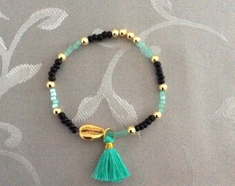 Kasa Natural Shell Beaded Bracelet main image 1