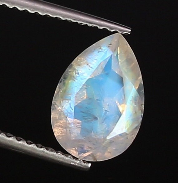 Moonstone Gem Quality. Natural Adularia Drop Gemstone 1.82