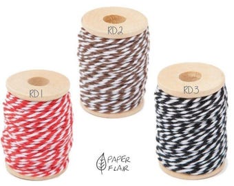 Baker yarn of Baker's Twine red brown black 15 m (RD)
