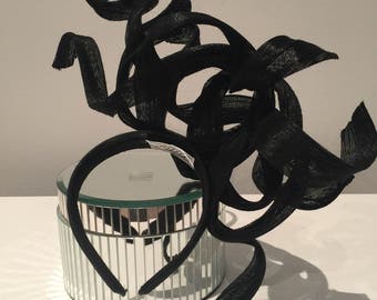 Medusa Black headpiece. Mint condition