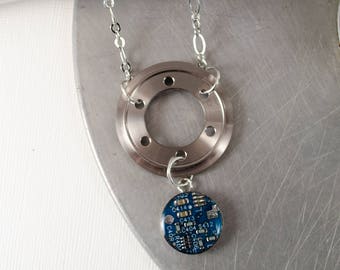 Risultati immagini per computer necklace