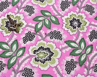 4316 - Flowers Cotton Fabric - 59 Inch (Width) x 1/2 Yard (Length)