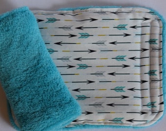 Arrows Turquoise Reversible Car Seat Strap Covers