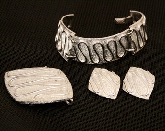 Vintage Modernist Silver Bracelet, Brooch and Earrings Sarah Coventry Chunky Big, Silver Finish