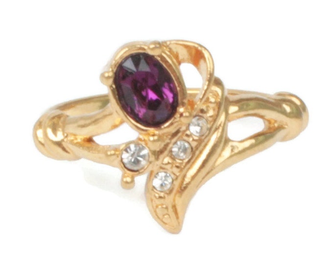 Faux Amethyst Ring Clear Crystals Swirled Gold Tone Design Avon Size 8.25