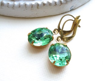 Peridot Green Dangle Earrings in Raw Brass, August Birthstone, Vintage Jewels, Costume Vintage Style Jewelry, Gold Earrings, Gift For Her