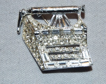 Vintage / Typewriter / Brooch / Clear / Sparkling / Rhinestone / Baguettes / Silver Tone / Old / jewellery / jewelry