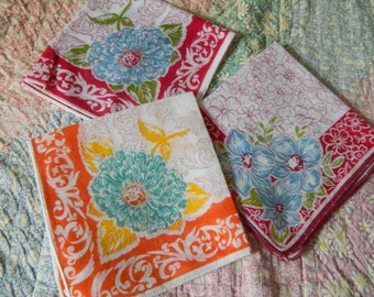 3 Vintage Hankies Good Vintage Condition Lot 2886