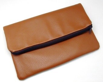 Foldover zipper clutch, zipper pouch, wedding purse, evening clutch, bridesmaid gifts set - Coffee soft leather (Ref. FZ11)