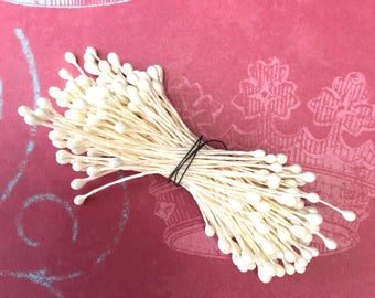 Pretty Vintage 1950's White Millinery Stamens