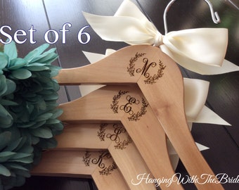 Bridal hanger,Personalized Wedding dress hanger, Wooden Engraved HangerCustom Bridal Hangers,Bridesmaids gift, Wedding hangers with names