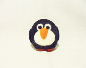 Needle Felted Penguin - miniature penguin figure - 100% merino wool - wool felt penguin - pocket penguin