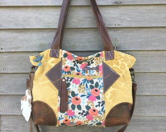Leather Bags hand-made one at a time in South by MitzisPretties