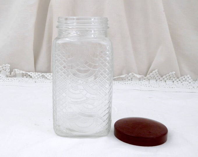 Square Vintage Art Deco Design Pattern Glass Jar with Bakelite Lid from France, French, Retro, Kitchen, 1930, Transparent, Glassware, Home