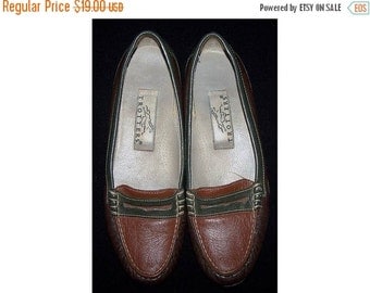 brown loafers â€