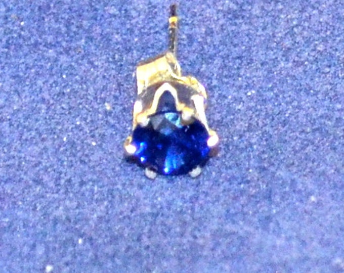 Man's Blue Sapphire Stud, 5mm Round, Simulated, Set in Sterling Silver E1000M