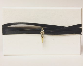 Gold Dagger Choker