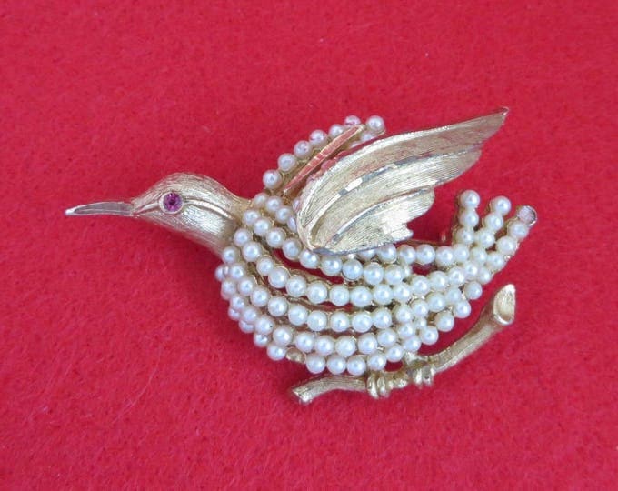 Vintage Brooch, Faux Pearl Bird Brooch, Signed Kramer Jewelry, Figural Brooch, 1950s Jewelry, Gift Idea, Gift Boxed