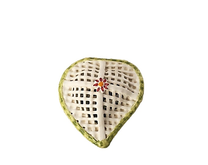 Vintage Portugal Pottery Heart Shape Covered Dish | Basketweave Ceramic Heart Shaped Nan Freitas Imports | Vintage Ceramic Basket Bowl Mom