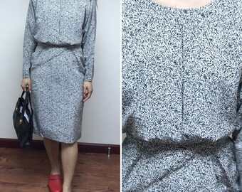30% Off Summer Sale / Vintage Japanese Abstract Dress / Bat Sleeves Day Dress / Made in Japan / Small Medium Dress / Small Size