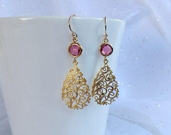 GOLD TEARDROP EARRINGS - Gold Ear rings - Gold Filigree Earrings - Paisley Tear drop
