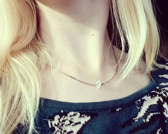 Collier minimaliste diamant de Herkimer brut et chaîne plaqué or
