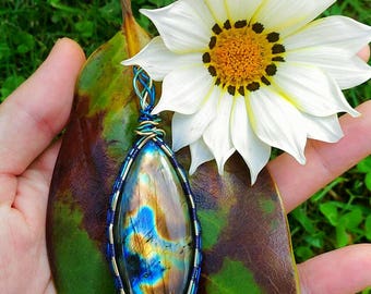 Marquise shaped labradorite necklace