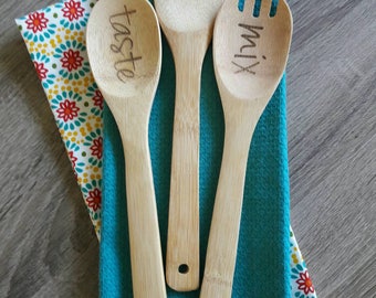 Set of 3 engraved wooden spoons, wooden spoons, hostess gift, wedding shower gift, wedding gift, mothers day gift