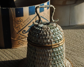 minaudiere en osier et raphia