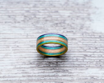 Recycled Skateboard Ring - Handmade Wooden Ring - Canadian Maple - Ecological Jewelry - Waterproof wood ring - Yellow - Purple - Natural