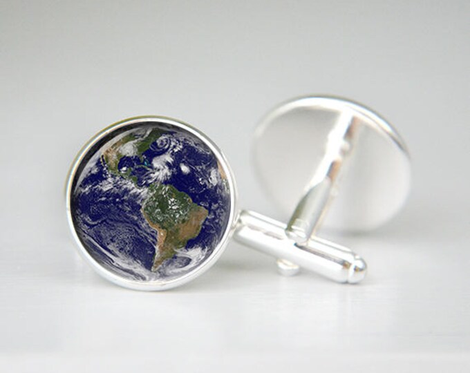 Planet Earth cufflinks, Earth Jewelry, Galaxy cufflinks, Universe Jewelry, Space cufflinks, nature cufflinks, Planet cufflinks