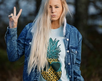 Womens Boho PINEAPPLE Sunglasses Shirt Pineapple Trendy Tumblr Tee Top Bohemian Vintage Womens Boho PINEAPPLE Sunglasses Shirt Pineapple Trendy Tumblr Tee Top Bohemian Vintage